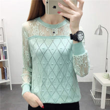 Load image into Gallery viewer, 2019 summer NEW collar lace render unlined upper garment to hollow out long sleeve short relaxed joker autumn thin sweater frock
